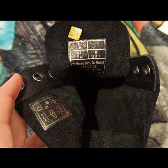 Doc Martin 1460 Pascal Black Leather Virgina US 9 UK 7 - Picture 3 of 7